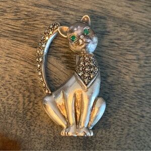 Sterling Silver Cat Brooch Green Eyes Marcasite Vintage Stamped SRA 925.